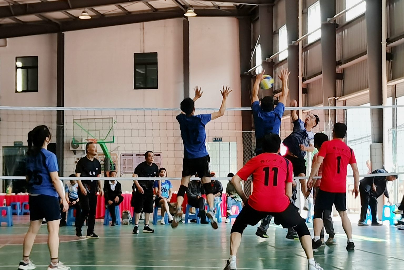 乐鱼电竞在线平台登录入口-青少年排球梦想赛，组织、技术、合作三结合的简单介绍