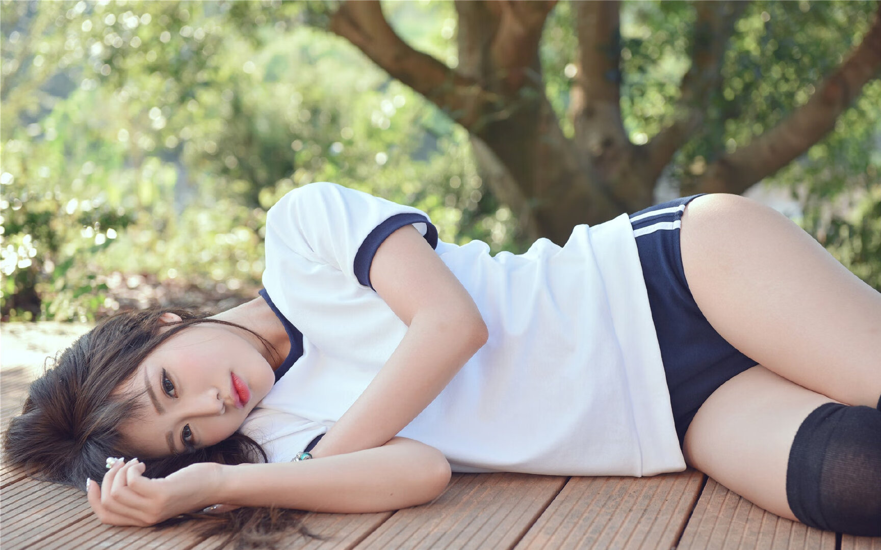 乐鱼体育平台app下载-_湖人队全员爆发，迎来重要胜利_，湖人全队2021