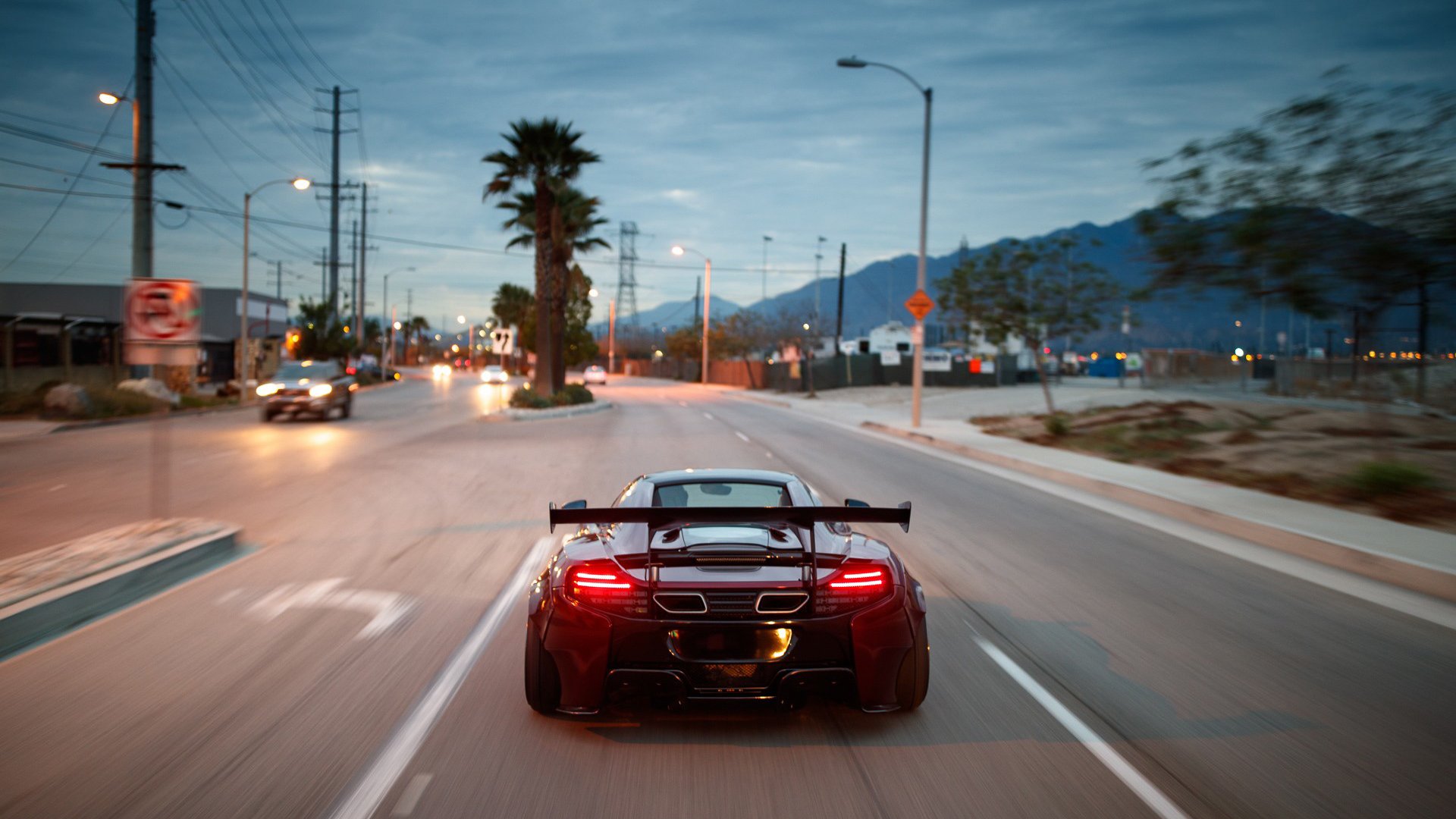 “中超豪门引援再升级,争夺联赛桂冠”,中超 巨星