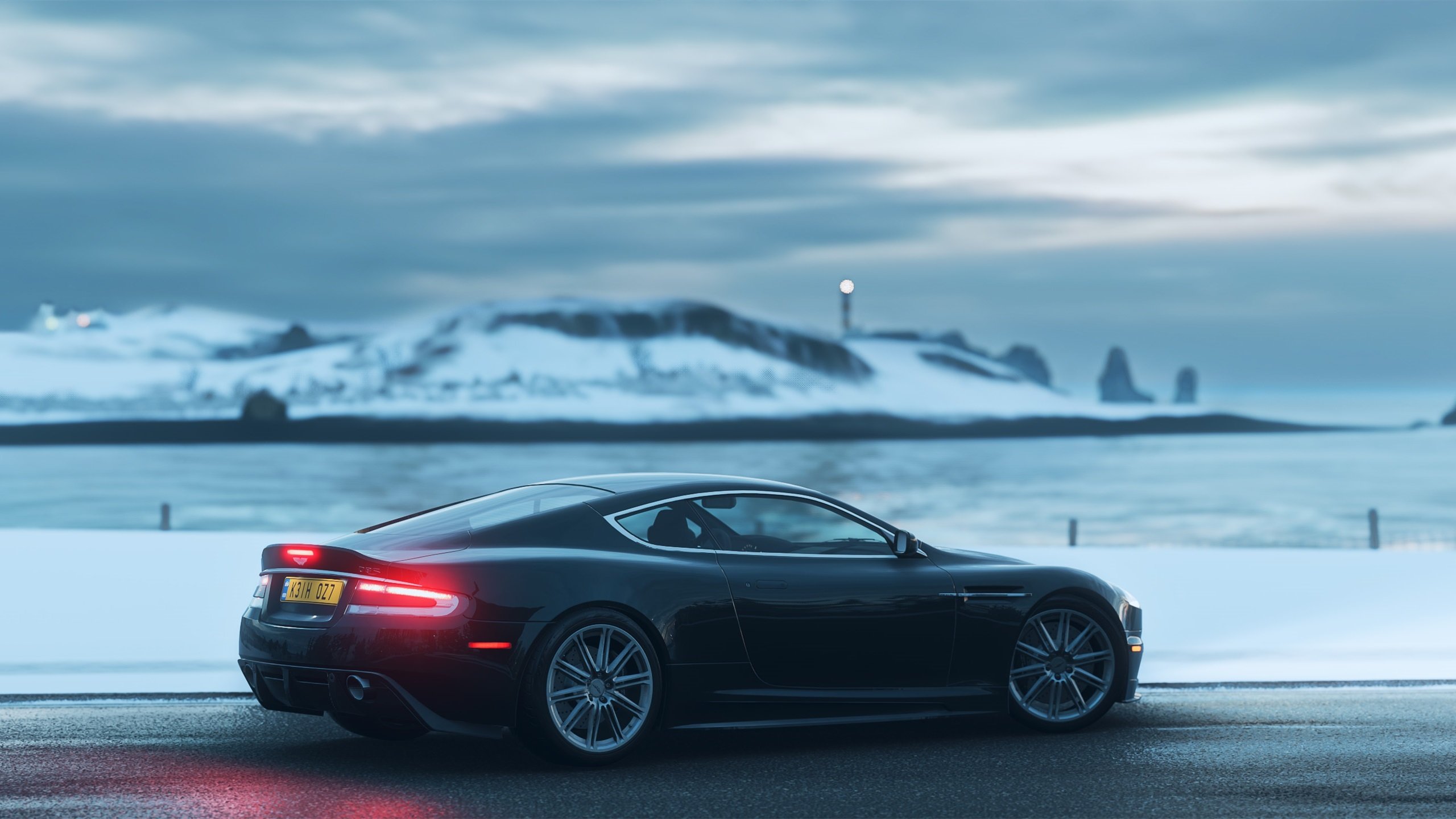 乐鱼体育平台官网-比赛现场：运动员与观众的互动盛宴，运动员比赛场景