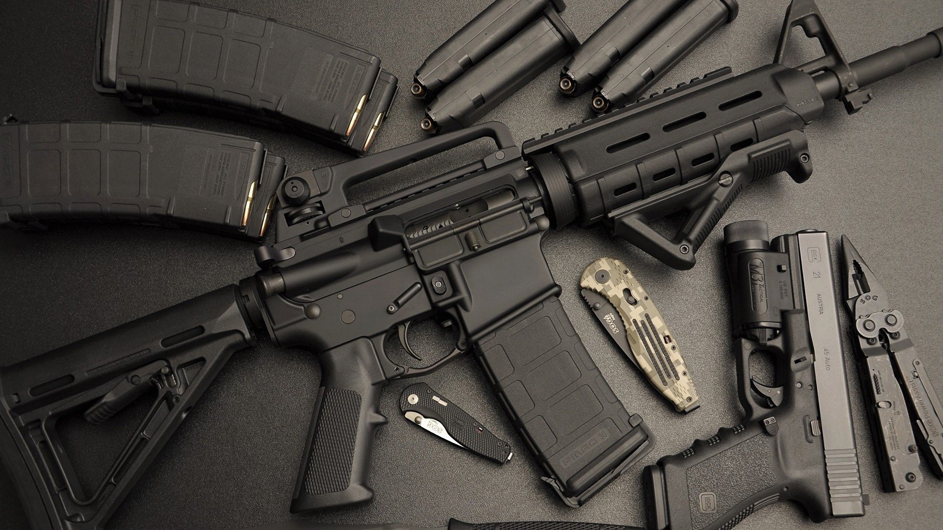 曹缘男子3米跳板赛道上的精彩瞬间，曹缘男子10米跳台夺金