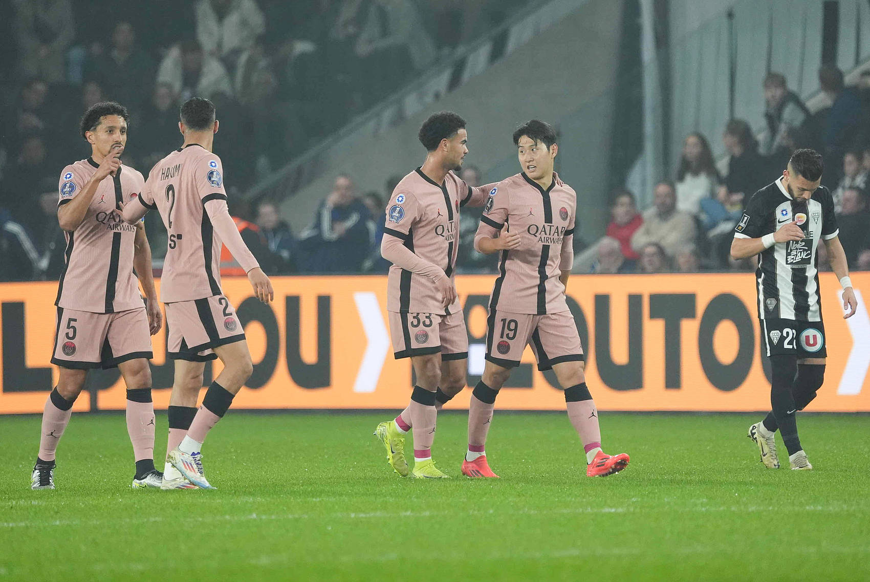 乐鱼体育-包含"法甲冬季热身赛：球队新星表现抢眼"的词条